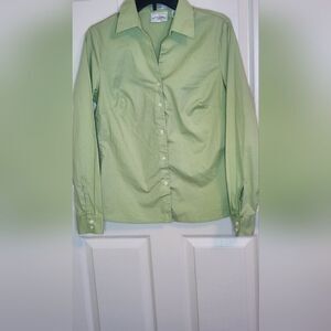 Outer Banks M Stretch Poplin Light Green Lngslv V-neck Buttons Up Women’s Shirt